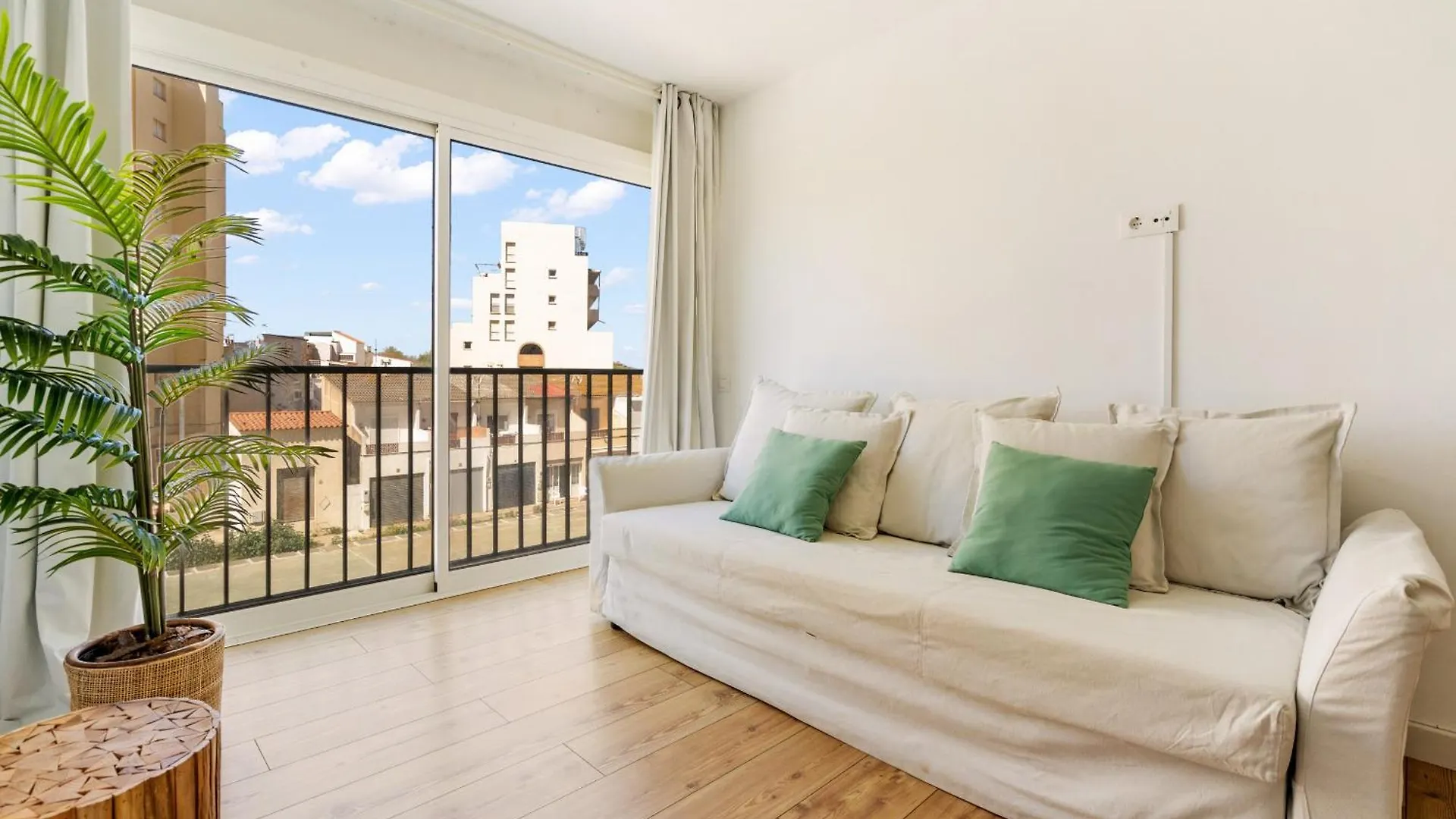 Welcs Apartamento 054 Emp Cerca Del Mar Apartment Empuriabrava 0*,  Spain